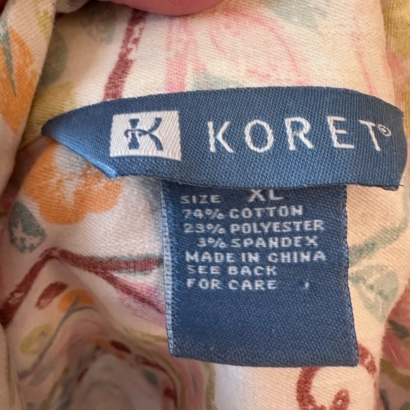 Correct button down denim like jacket size extra large - Picture 4 of 4